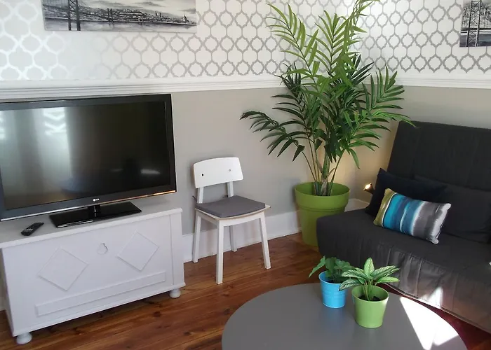 Angola Top Floor 6 Bedrooms