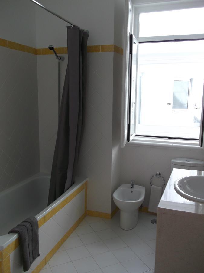 Angola Floor 6 Bedrooms *