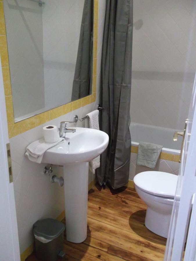 Angola Floor 6 Bedrooms Lisbon
