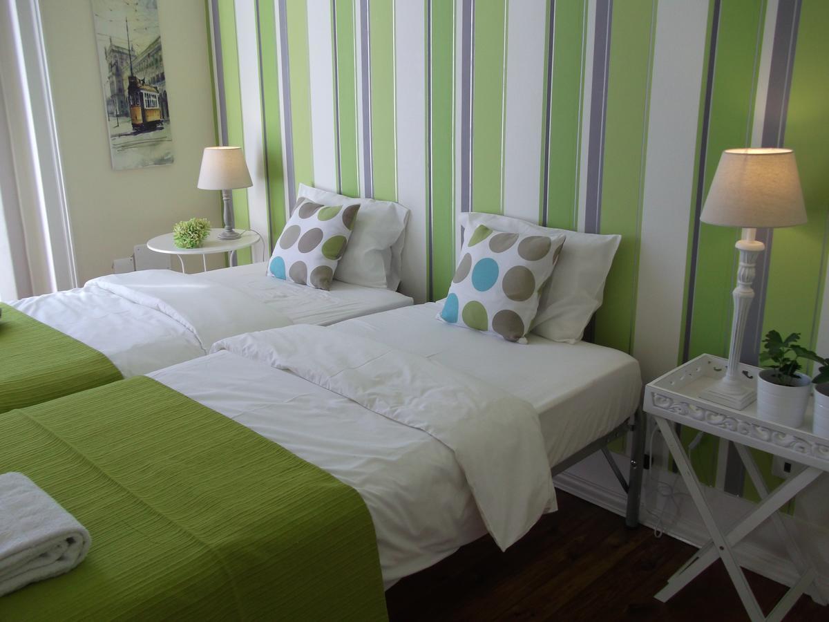 Angola Floor 6 Bedrooms Lisbon
